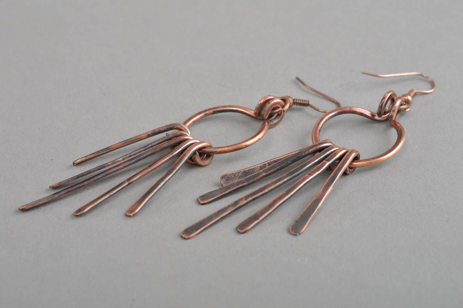 Boucles d'oreilles en métal de cuivre pendantes faites main pour femme photo 3