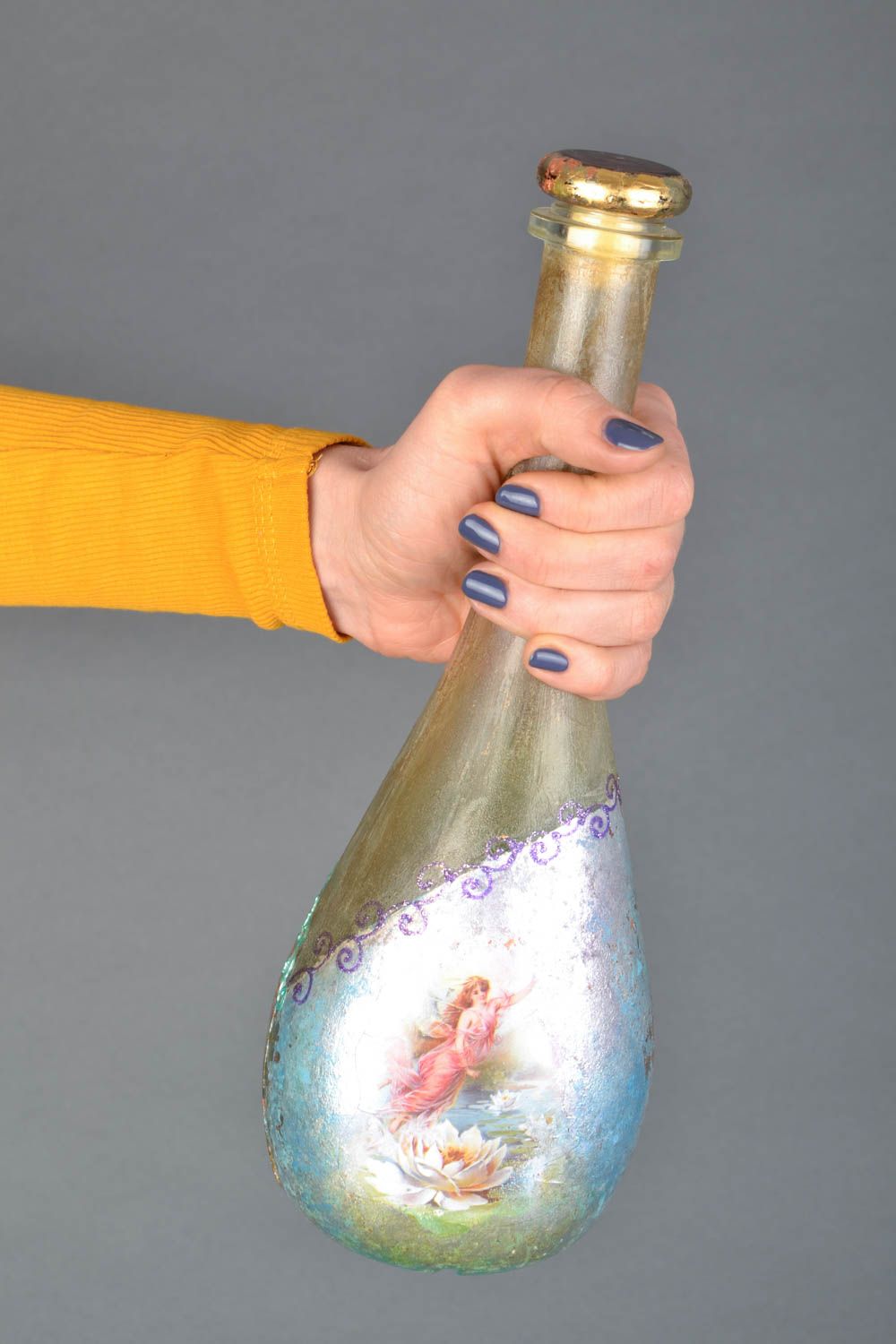 Dekorative Flasche aus Glas foto 1