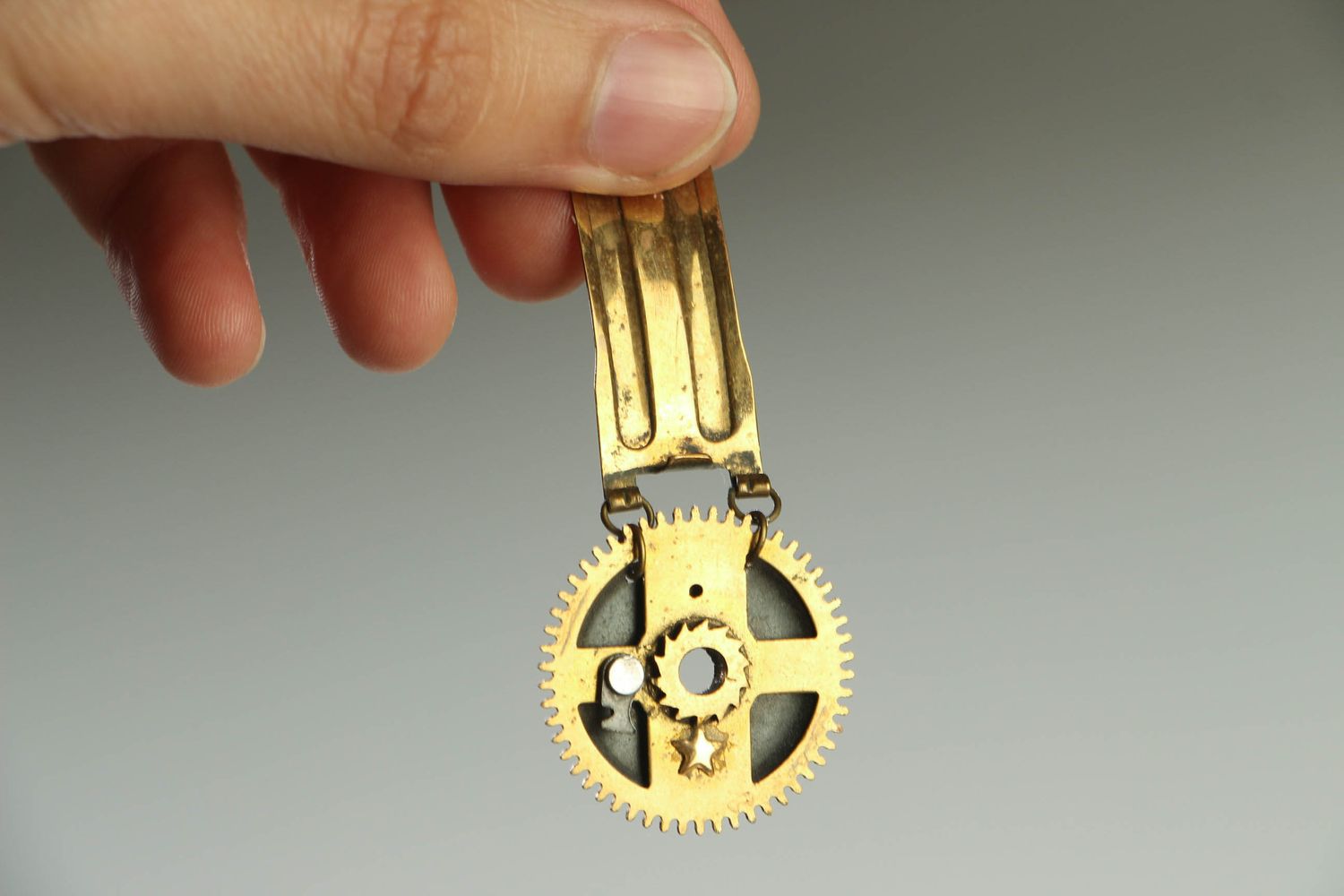Steampunk brooch with clock mechanism photo 4