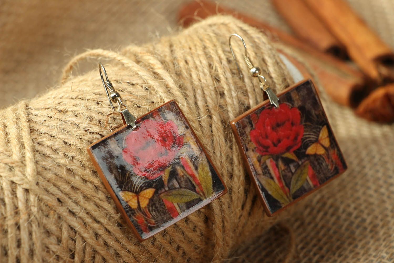 Earrings with a red flower photo 3