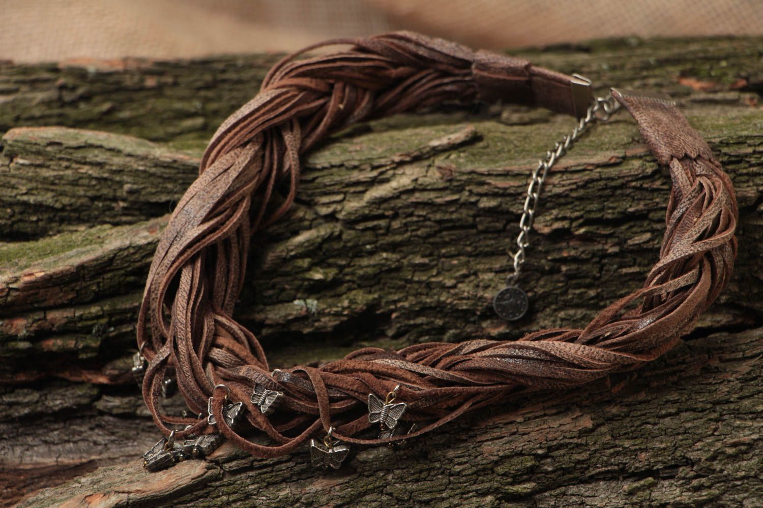 Ожерелье из кожи с подвесками ручной работы оригинальное нарядное красивое фото 1