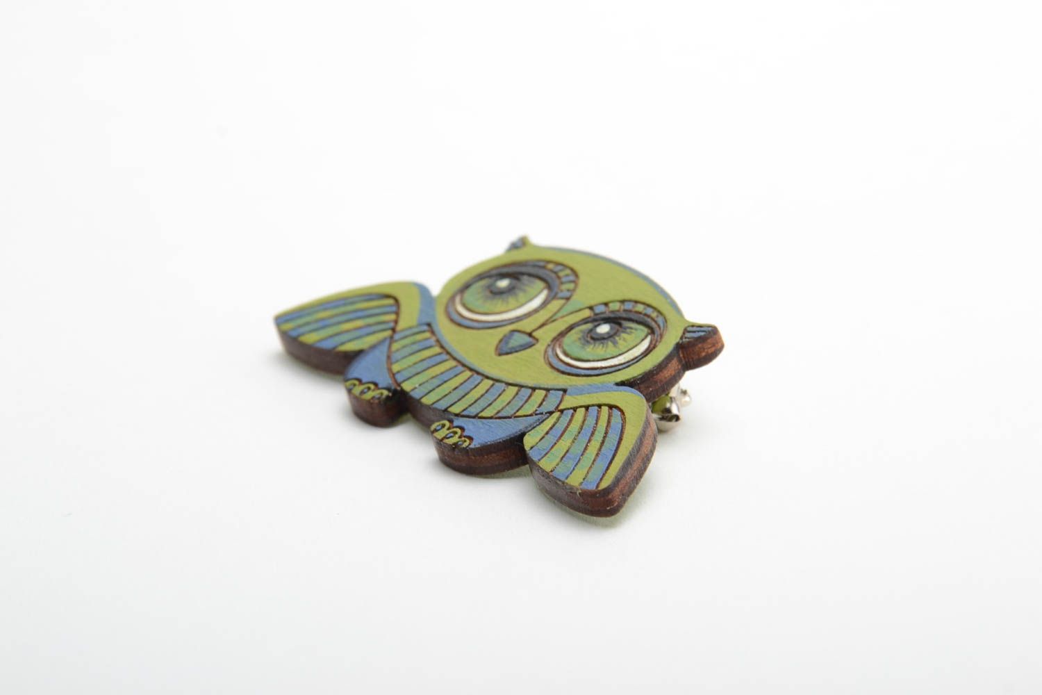 Handmade small wooden animal brooch painted with acrylics green flying owl photo 5