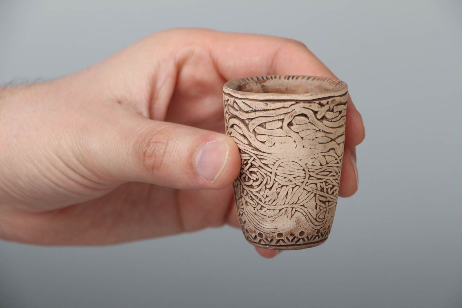 Kleiner Keramik Becher ohne Henkel foto 4