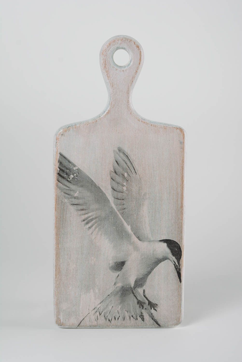 Planche à découper en bois en serviettage avec image d'oiseau faite main grise photo 1
