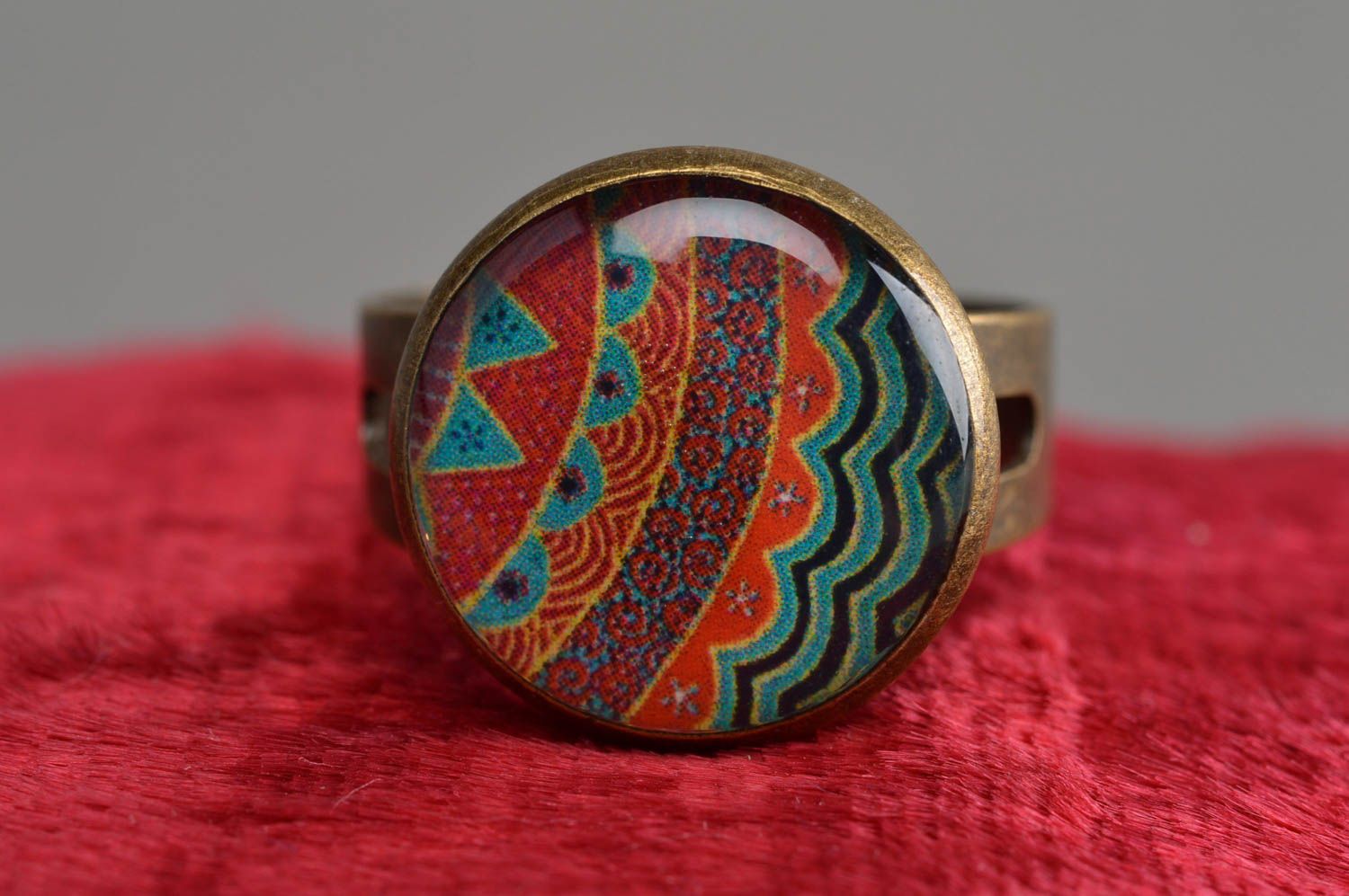Handmade decoupage round colorful patterned jewelry ring with epoxy resin photo 2