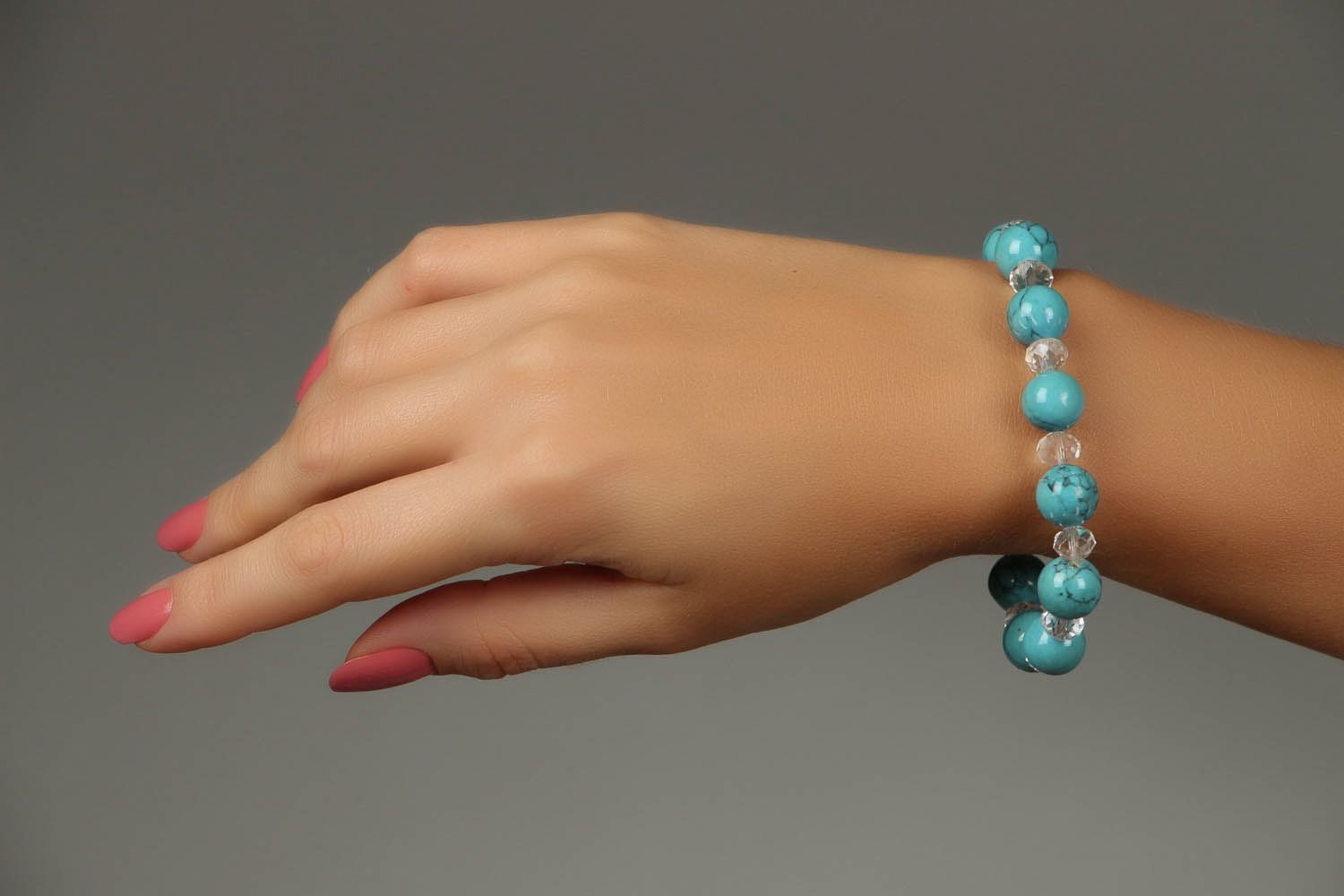 Turquoise bracelet with elastic band photo 5
