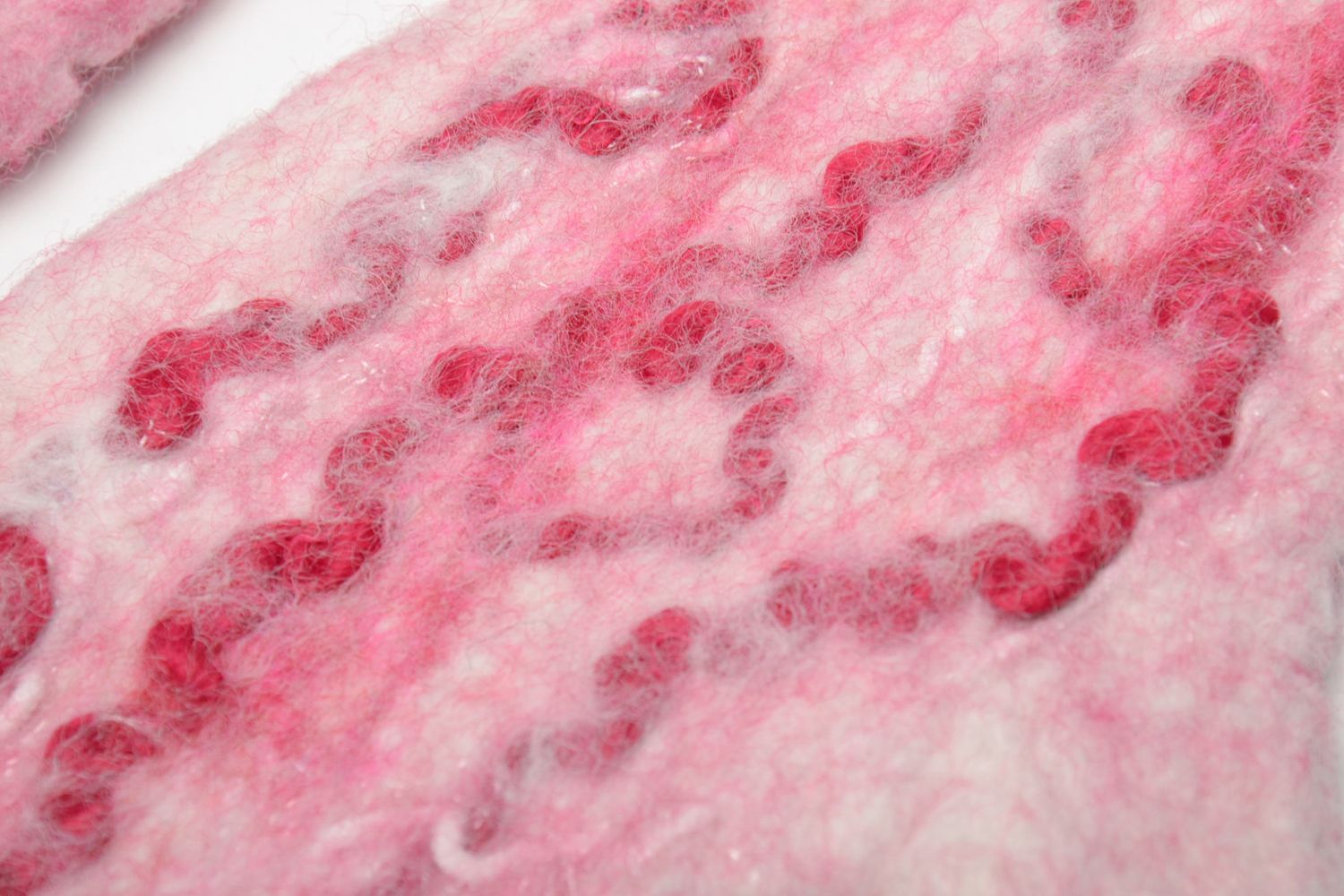 Moufles en laine feutrée roses faites main  photo 4