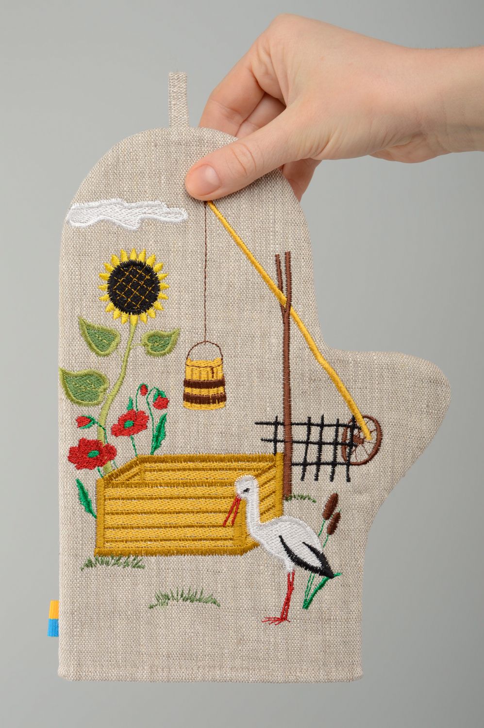 Oven mitt with rural motives photo 3