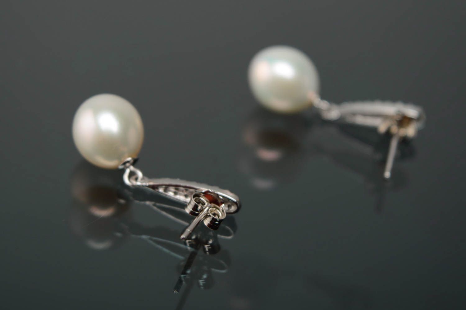 Silver earrings with pearl and zirconium photo 3