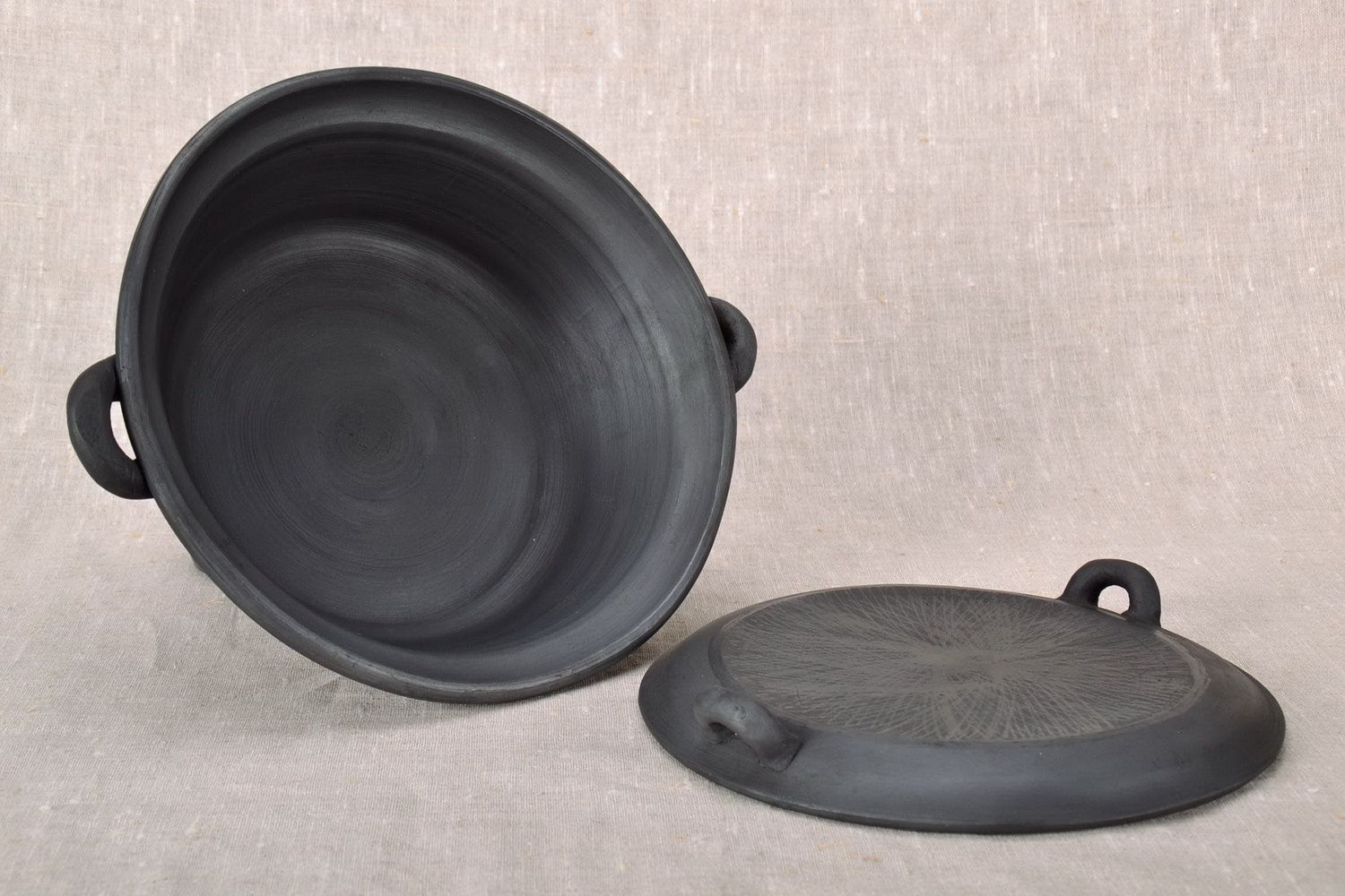 Roaster with lid, black smoke ceramics photo 4