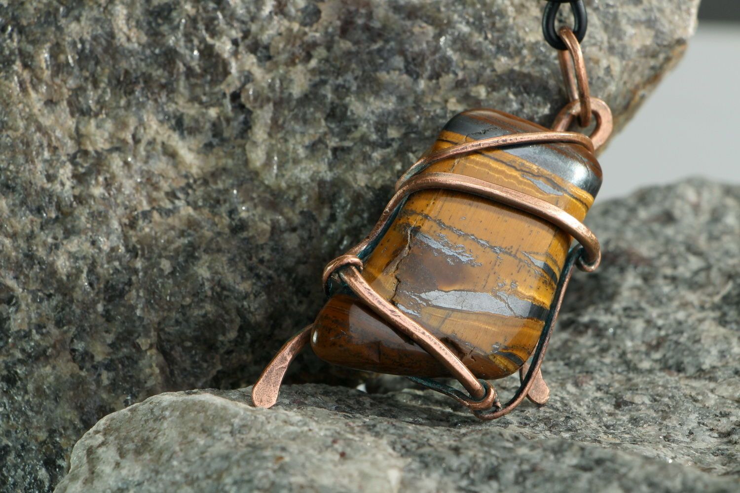 Copper Pendant with Tigers's eye stone photo 4