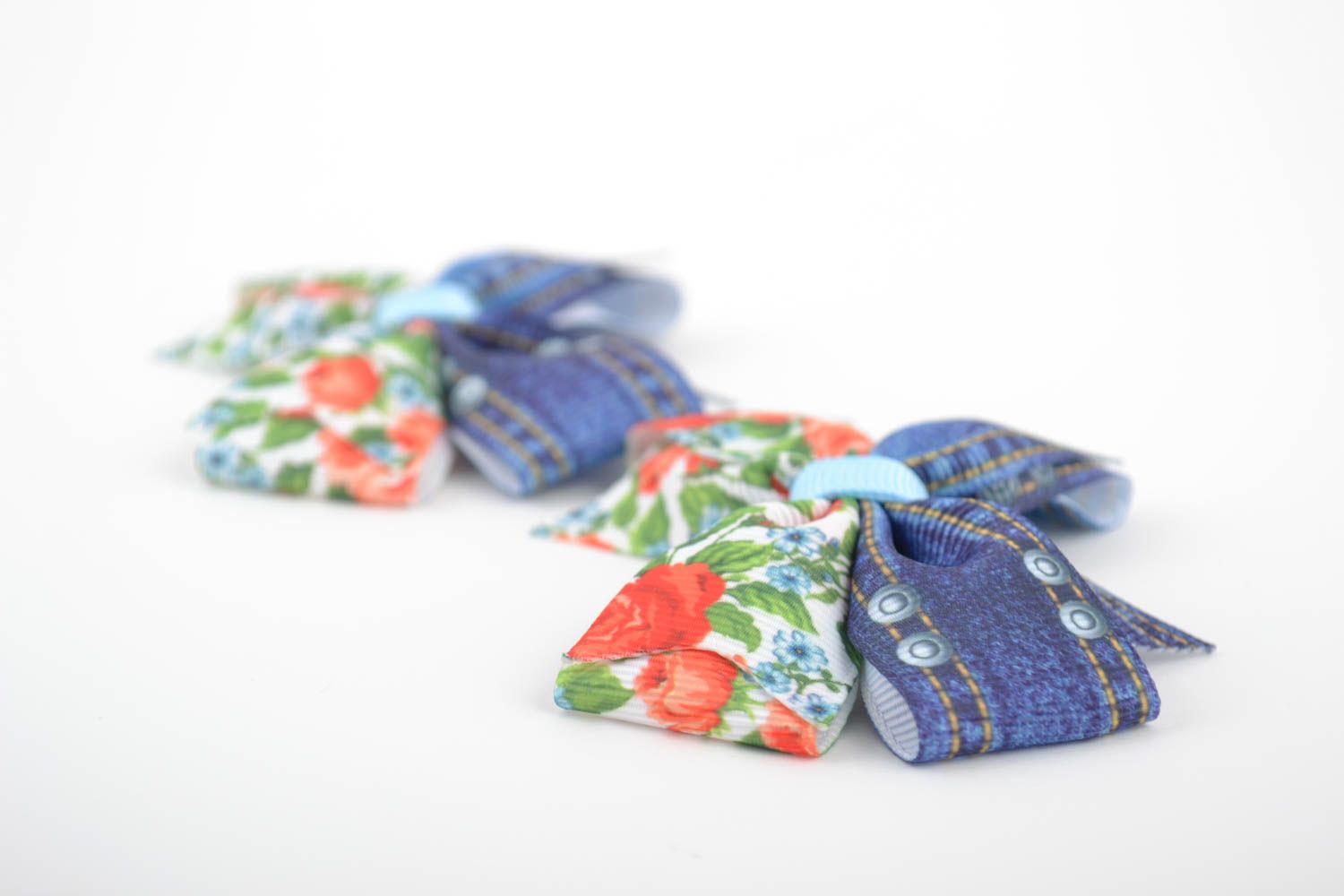 Noeuds en rubans avec fleurs faits main pour barrettes et accessoires 2 pièces photo 5