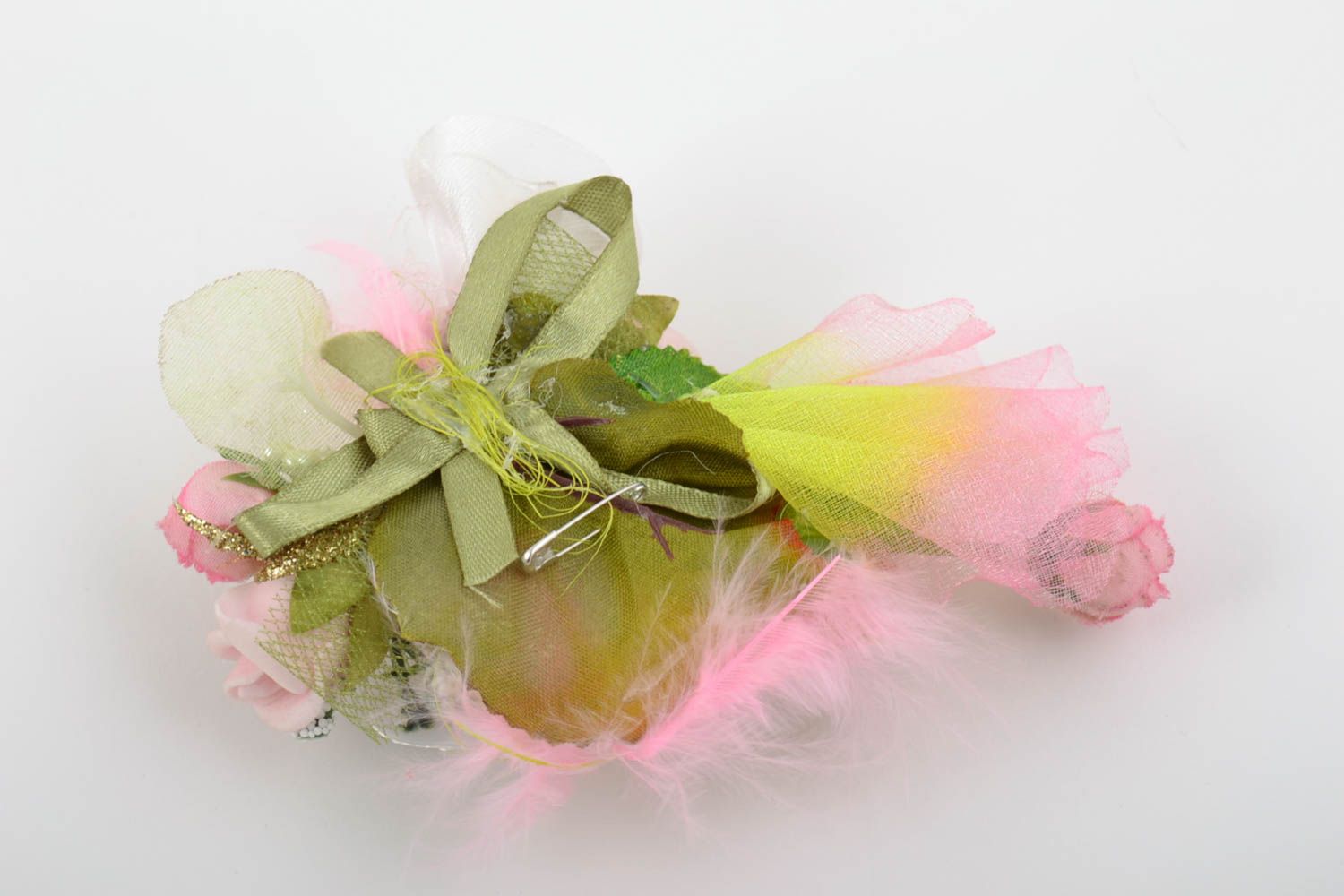 Botonier para novio hecho a mano accesorios de boda flores artificiales foto 2