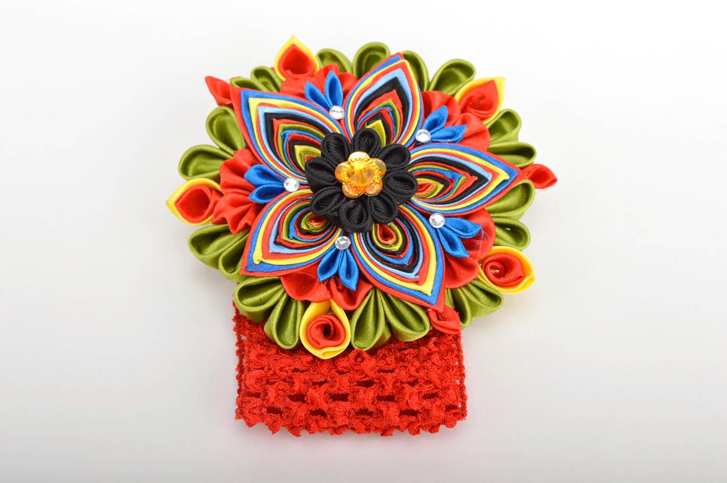 Rotes Haarband mit Blume handgemachter Schmuck Haar Accessoire aus Atlas grell foto 5