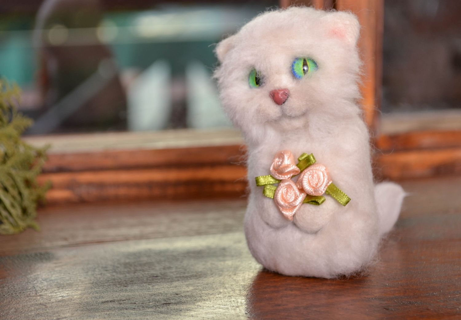 Handmade wool toy for home White Kitty photo 1