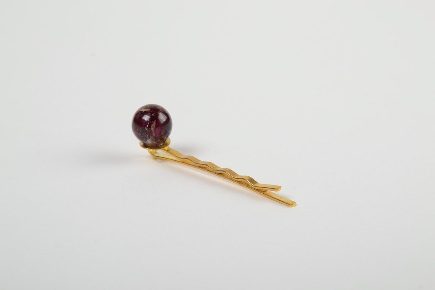 Handmade small bobby pin with real flowers coated with epoxy photo 3