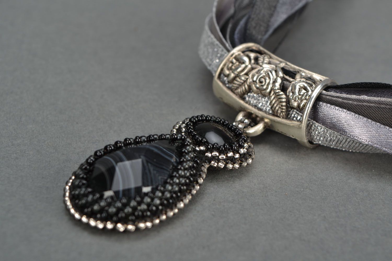 Massive necklace with natural stone Black Night photo 3