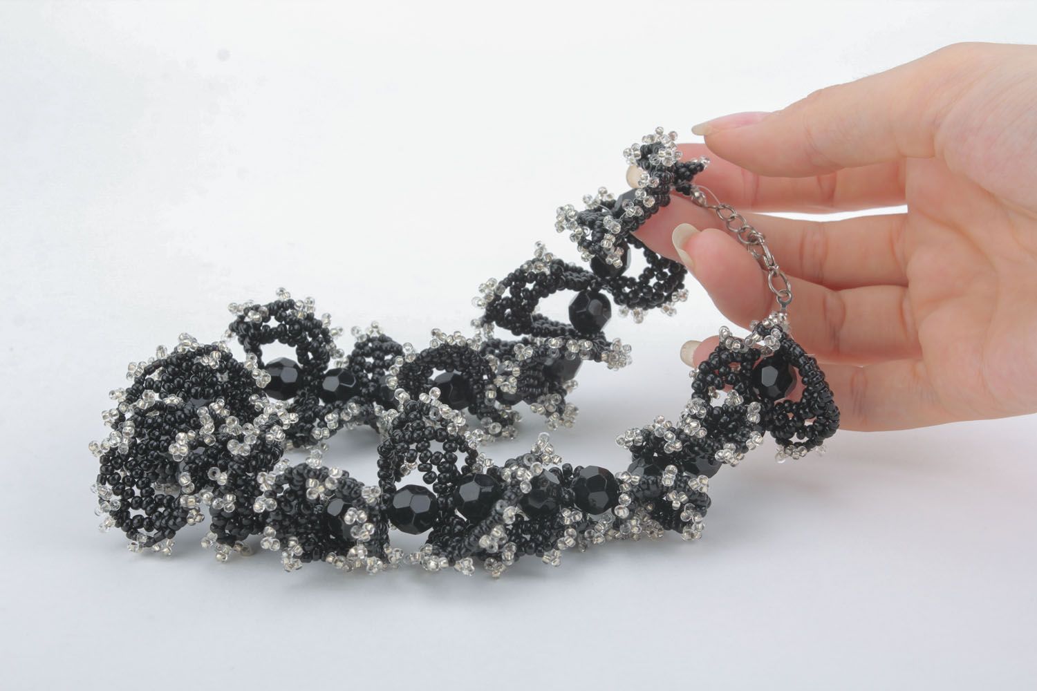 Volume necklace made of natural stones photo 5