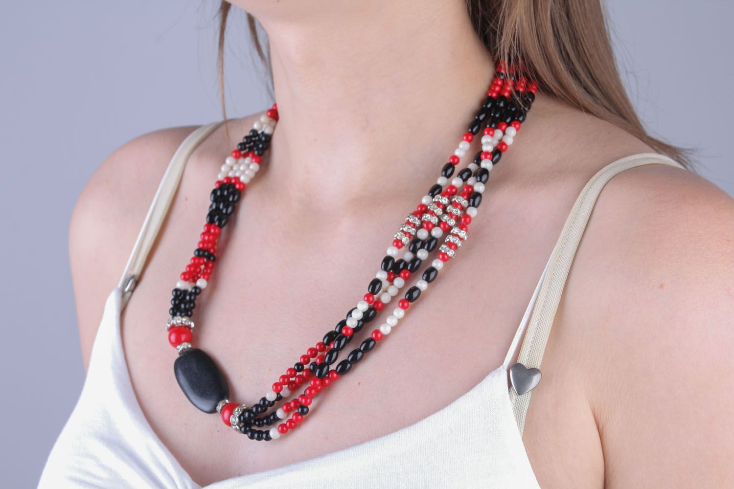 Red and black necklace with natural stones photo 4