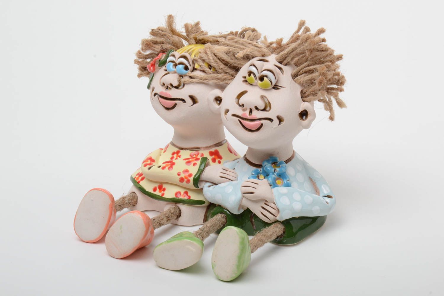 Statuette couple en argile faite main peinte de pigments originale décorative photo 2