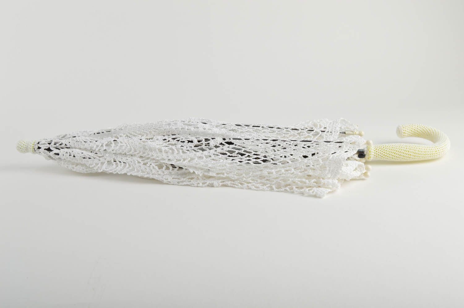 Подарок ручной работы красивый зонтик белый женский зонт вязаный крючком фото 4