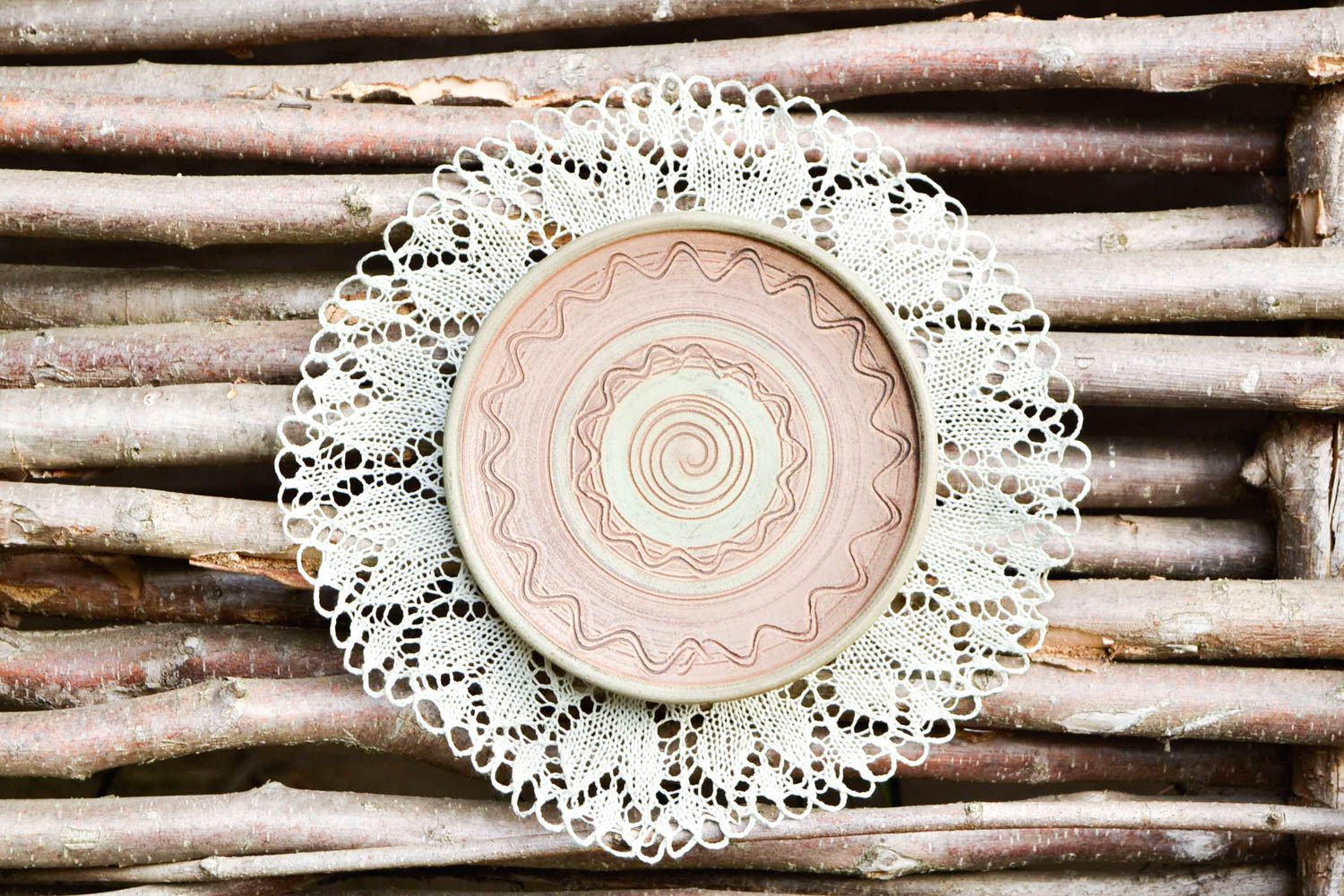 Handmade Keramik Wandteller mit Ornament Wohn Accessoire Küchen Deko braun foto 1