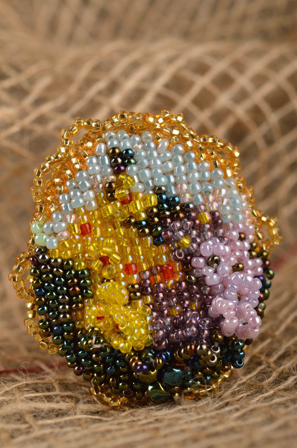 Брошь ручной работы брошь из бисера разноцветного женская брошь В саду фото 2