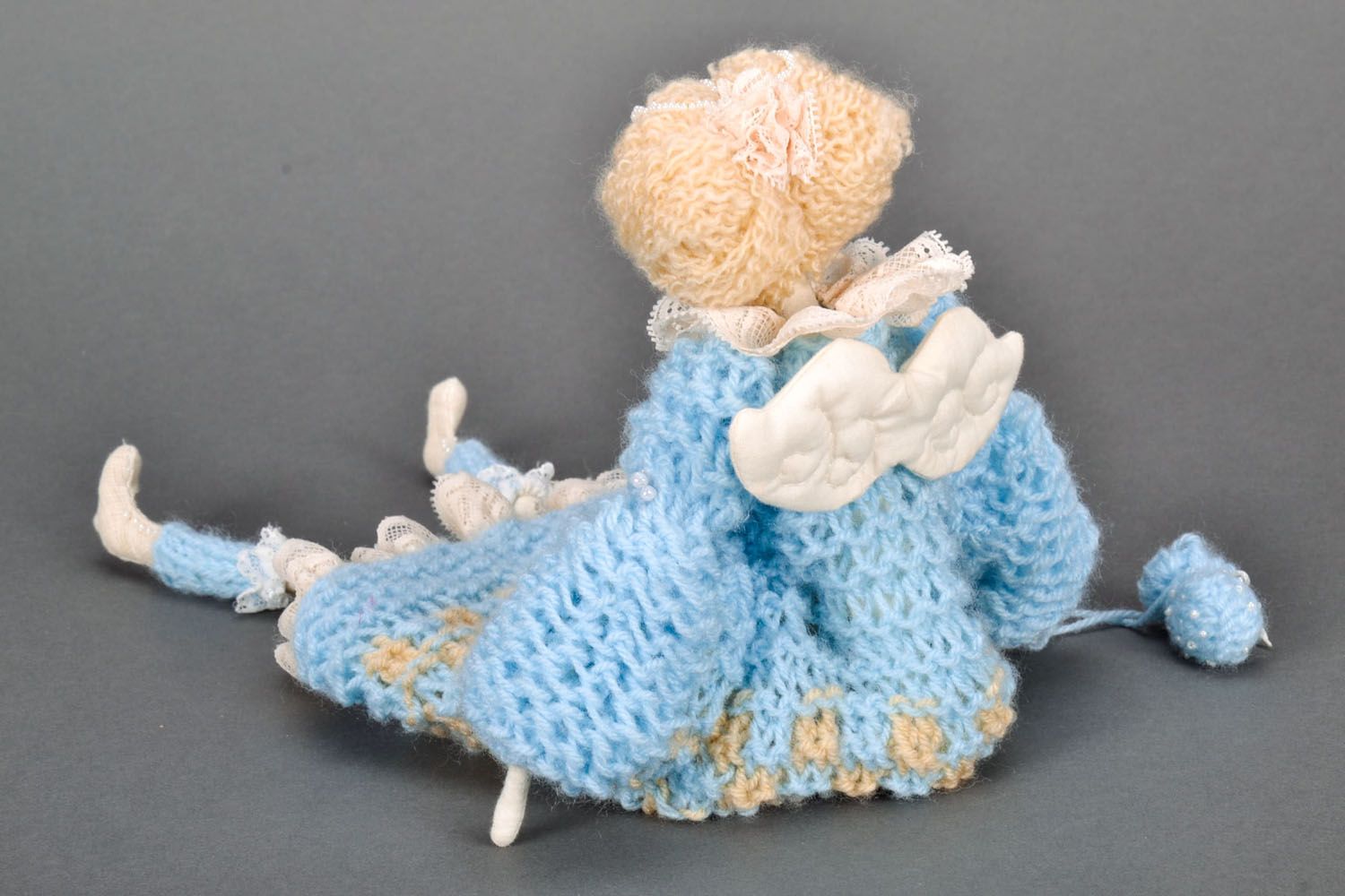 Poupée tricotée originale faite main photo 3