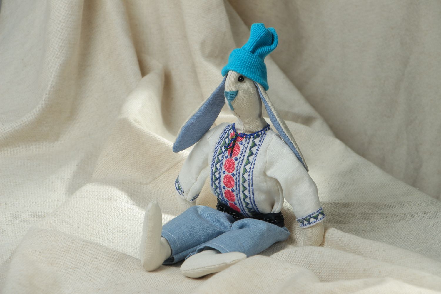 Muñeco de trapo con traje nacional foto 5