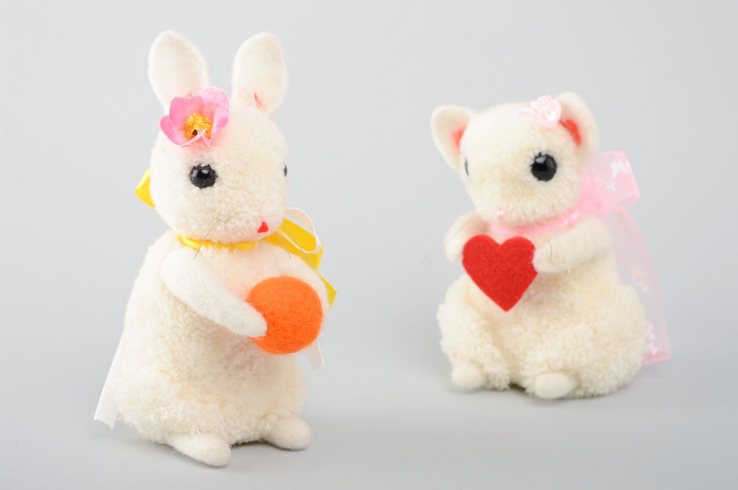 Handmade pom pom toy rabbit photo 5