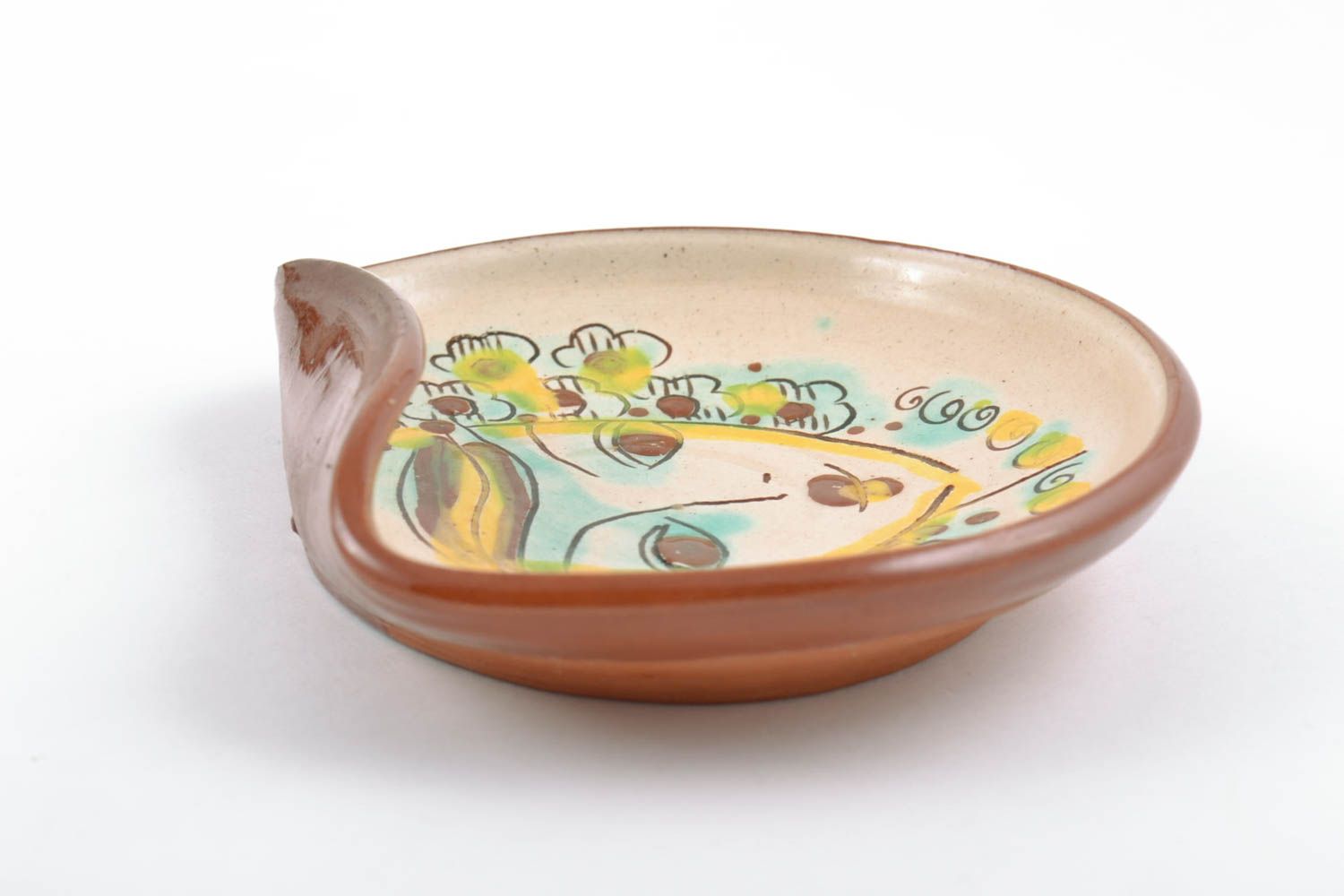 Глиняная тарелка с росписью цветной глазурью ручной работы маленькая настенная фото 4