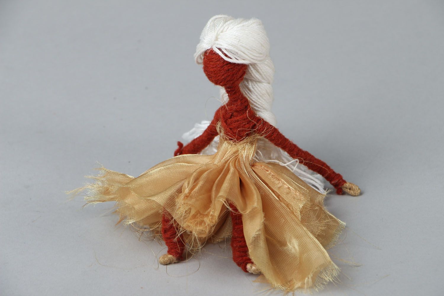 Figurine poupée de fil faite main photo 1