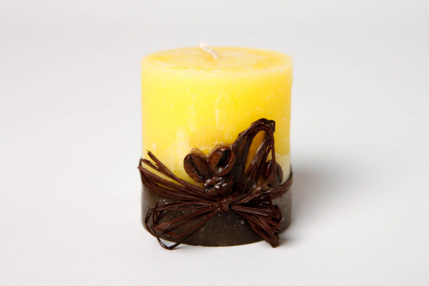 Beautiful handmade paraffin candle with coffee beens for interior decorating photo 3