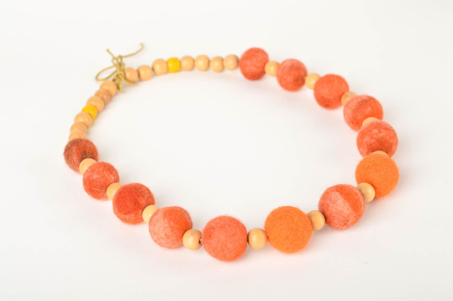 Handmade Damen Collier orange Halskette aus Wolle Accessoire für Frauen foto 2