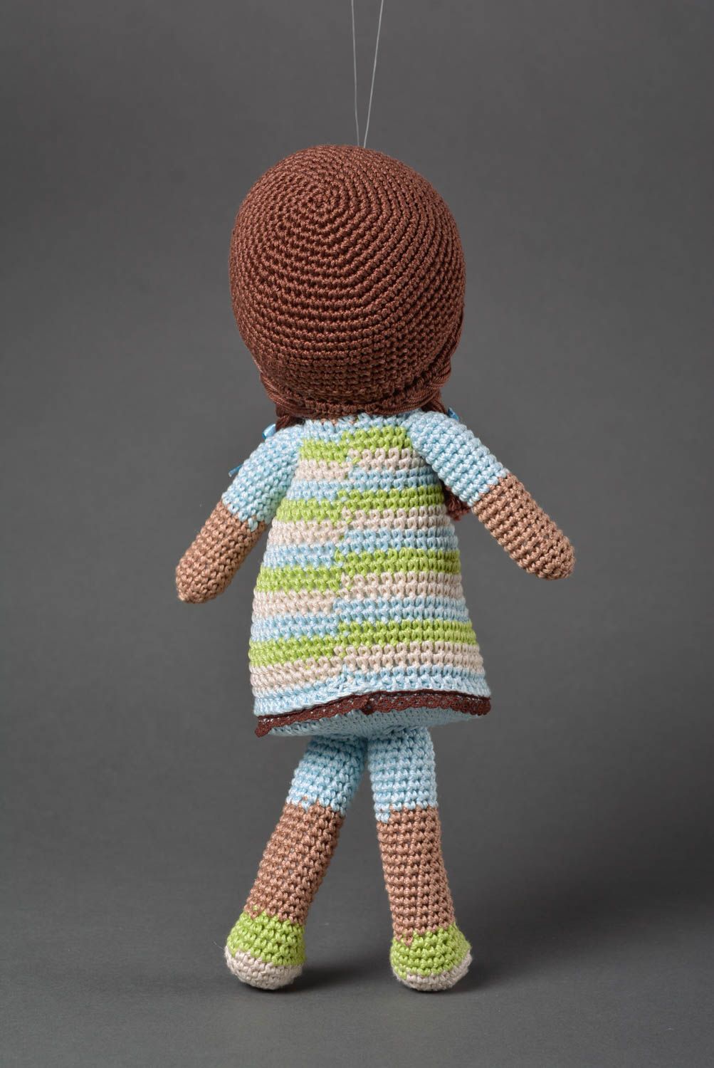 Poupée tricotée au crochet Jouet fait main en coton original Cadeau enfant photo 4