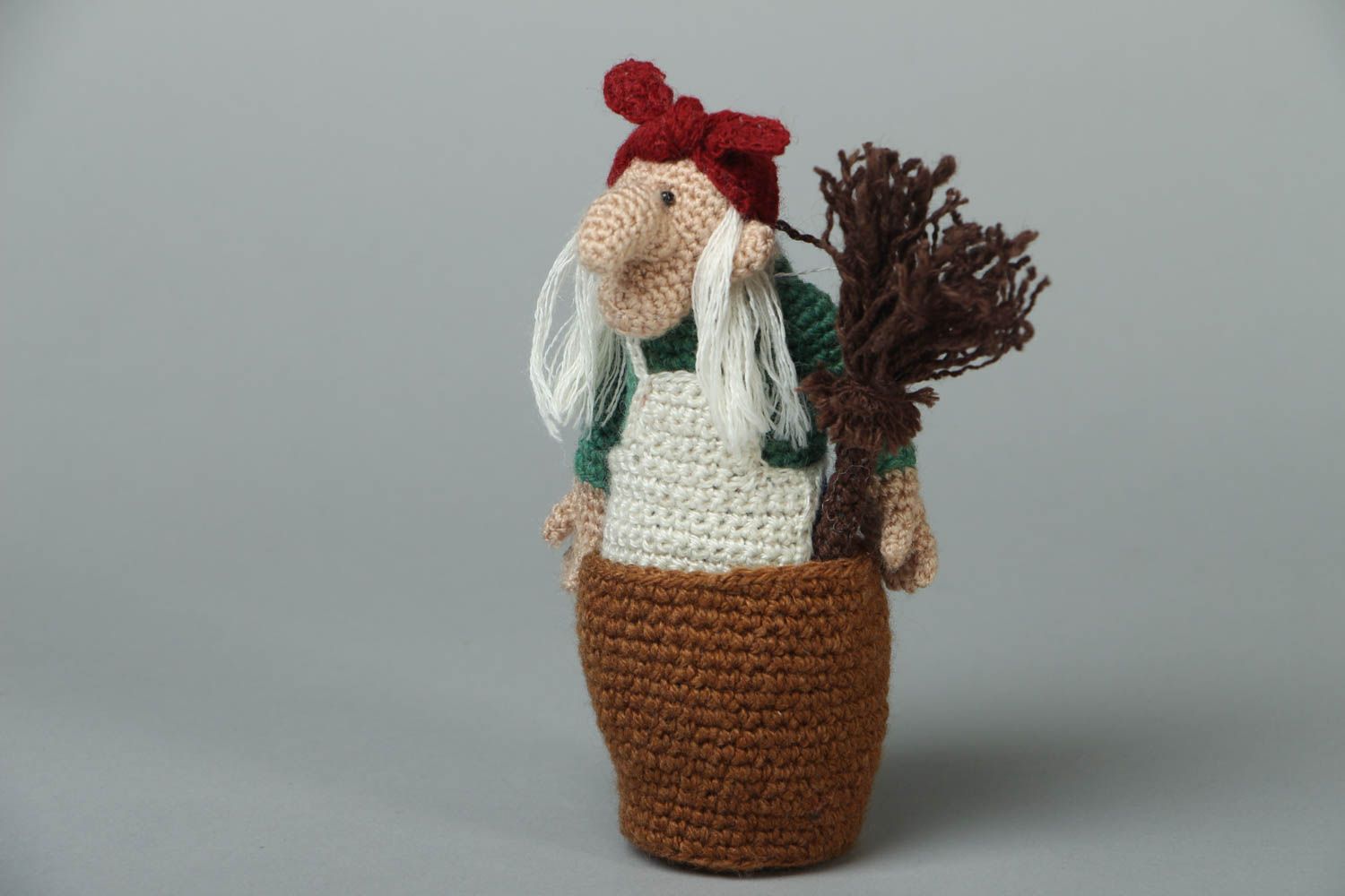 Poupée tricotée sorcière originale faite main jouet pratique pour enfant photo 1