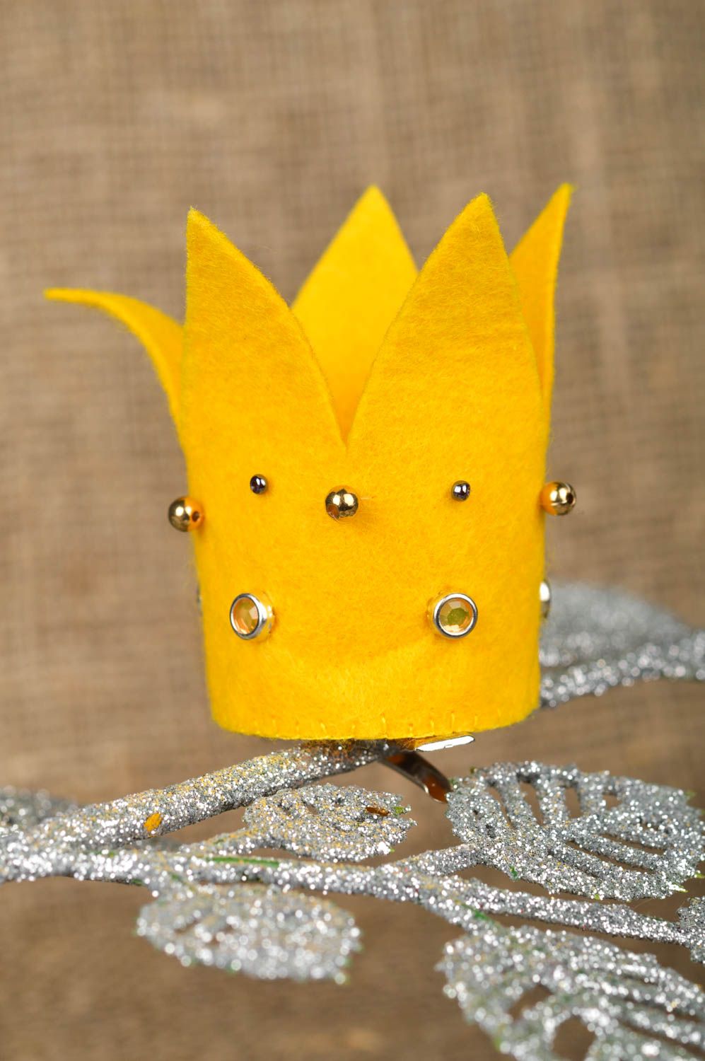 Frisur Haarspange in Gelb handmade Mode Accessoire Krone Geschenk für Mädchen foto 1