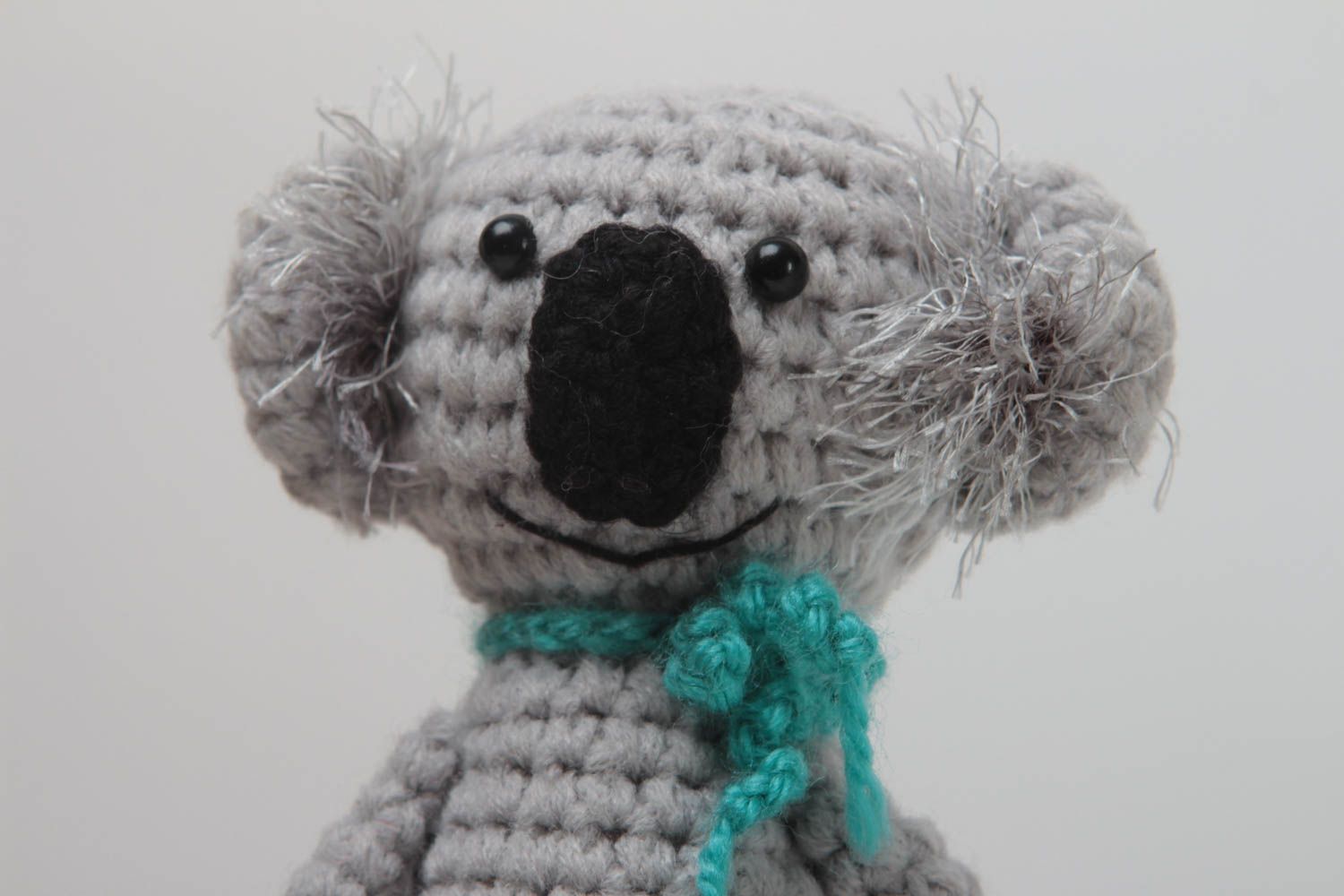 Игрушка ручной работы коала вязаная игрушка необычный подарок для детей фото 5
