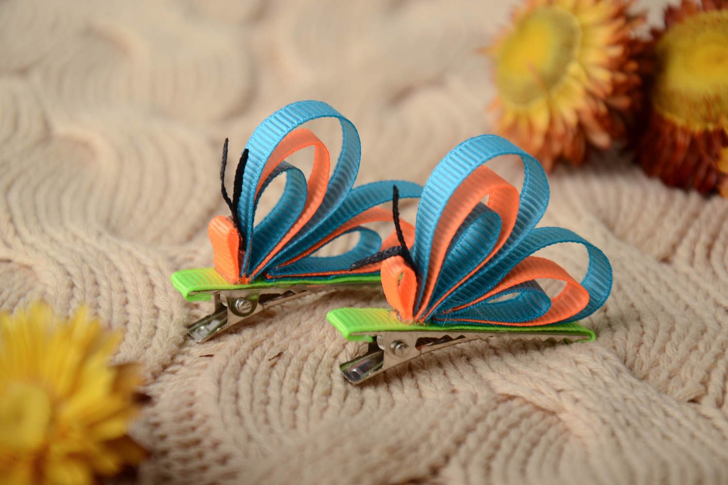 Handmade decorative hair clips with colorful rep ribbon butterflies for kids photo 1