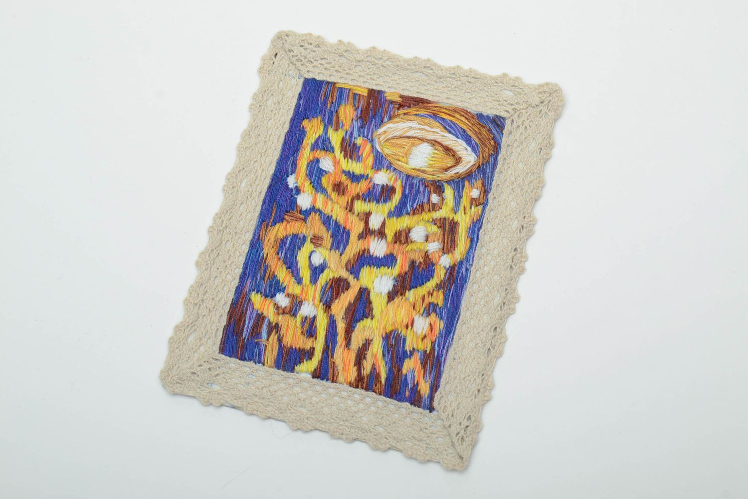 Satin stitch embroidered magnet picture photo 2