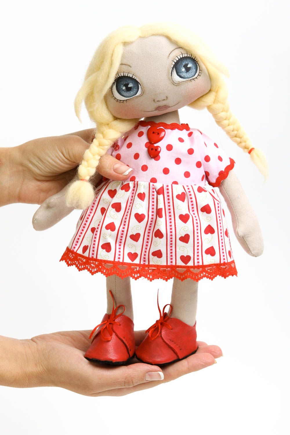 Bambola bella in cotone fatta a mano pupazzo tessile originale decoro casa
 foto 4