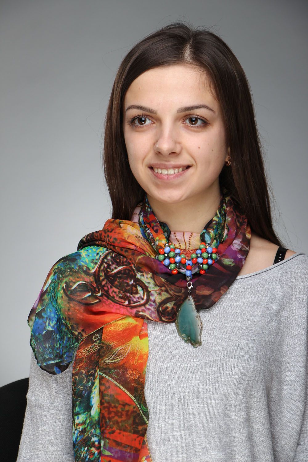 Шелковый шарф с агатом и хрусталем фото 4