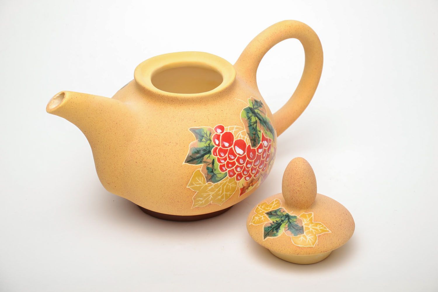Beautiful teapot with ornaments photo 4