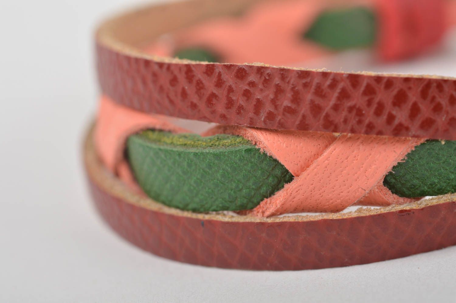 Bracelet en cuir Bijou fait main tressé multicolore design Cadeau pour femme photo 4
