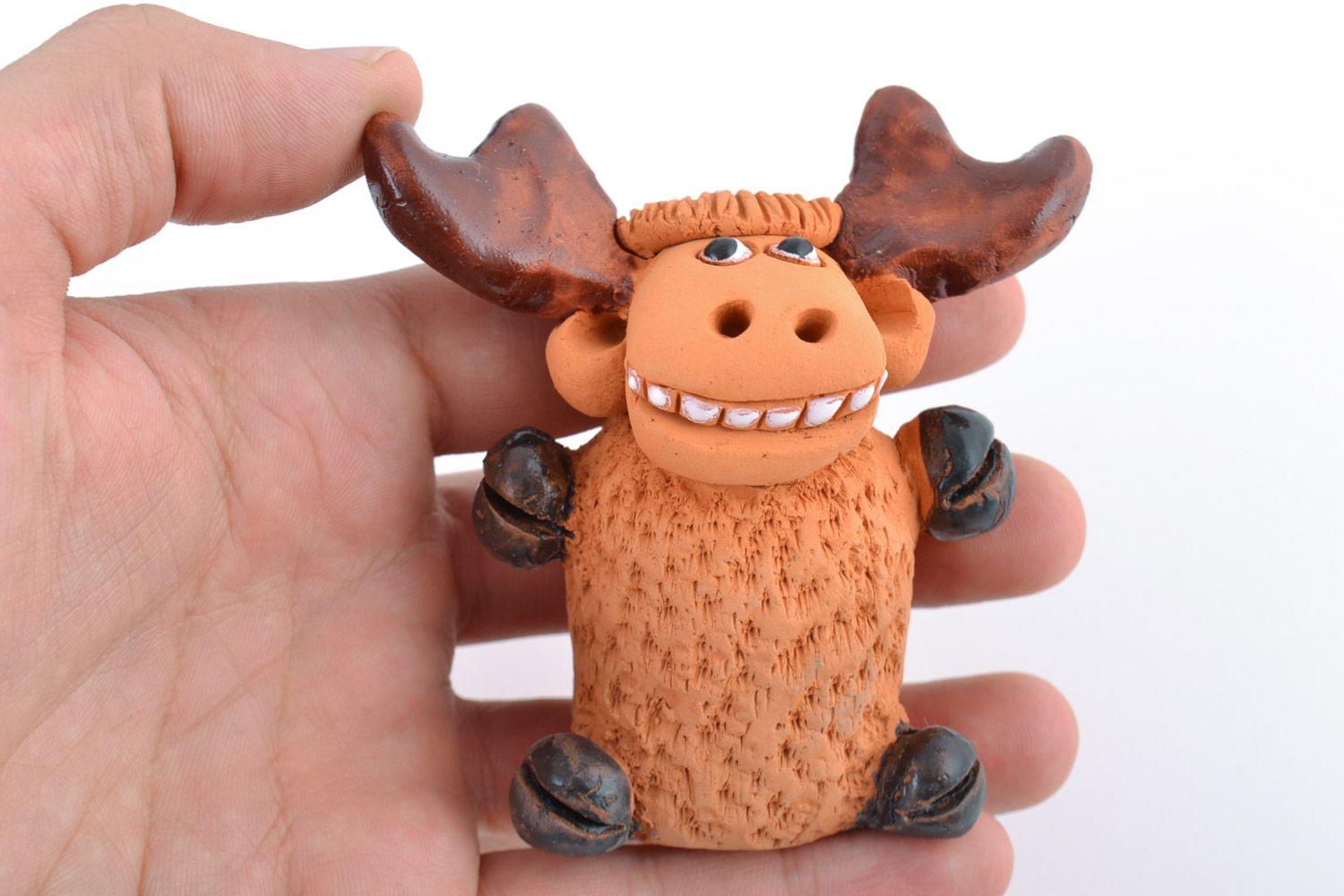 Figura artesanal de cerámica de ciervo modelada a mano decorativa pequeña foto 2