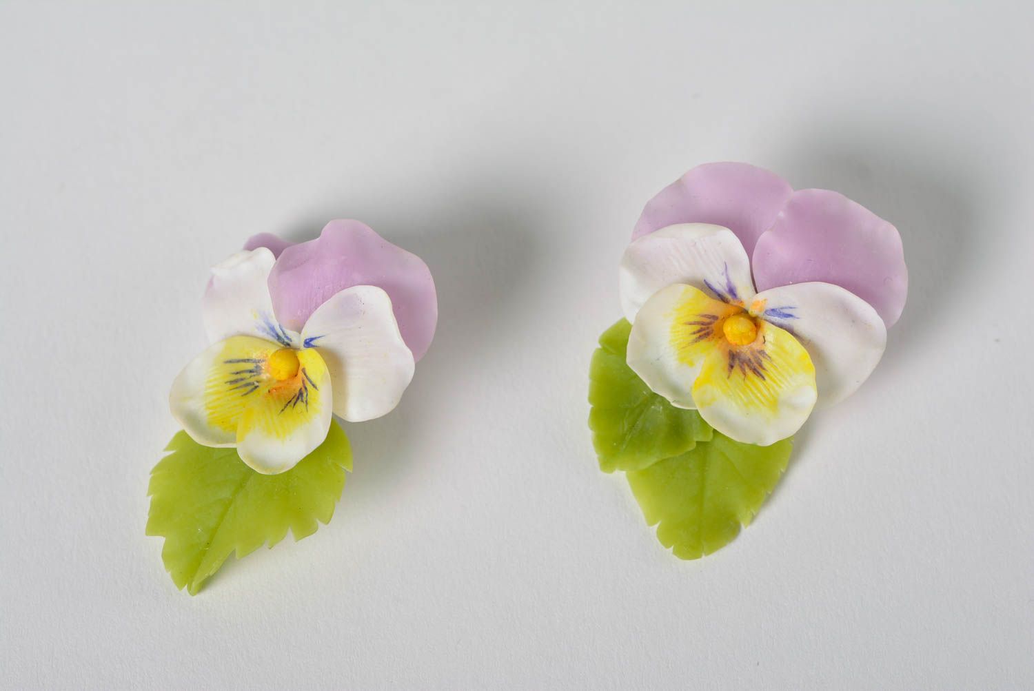 Beautiful handmade designer plastic flower earrings women's jewelry Pansies photo 5