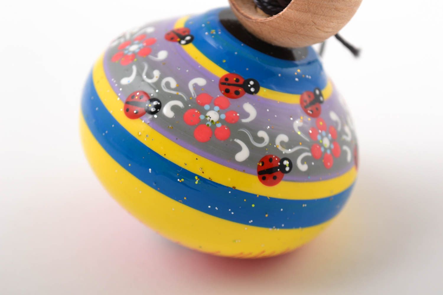 Fun toys for kids handmade spinning top wooden humming tops kids entertainment photo 4
