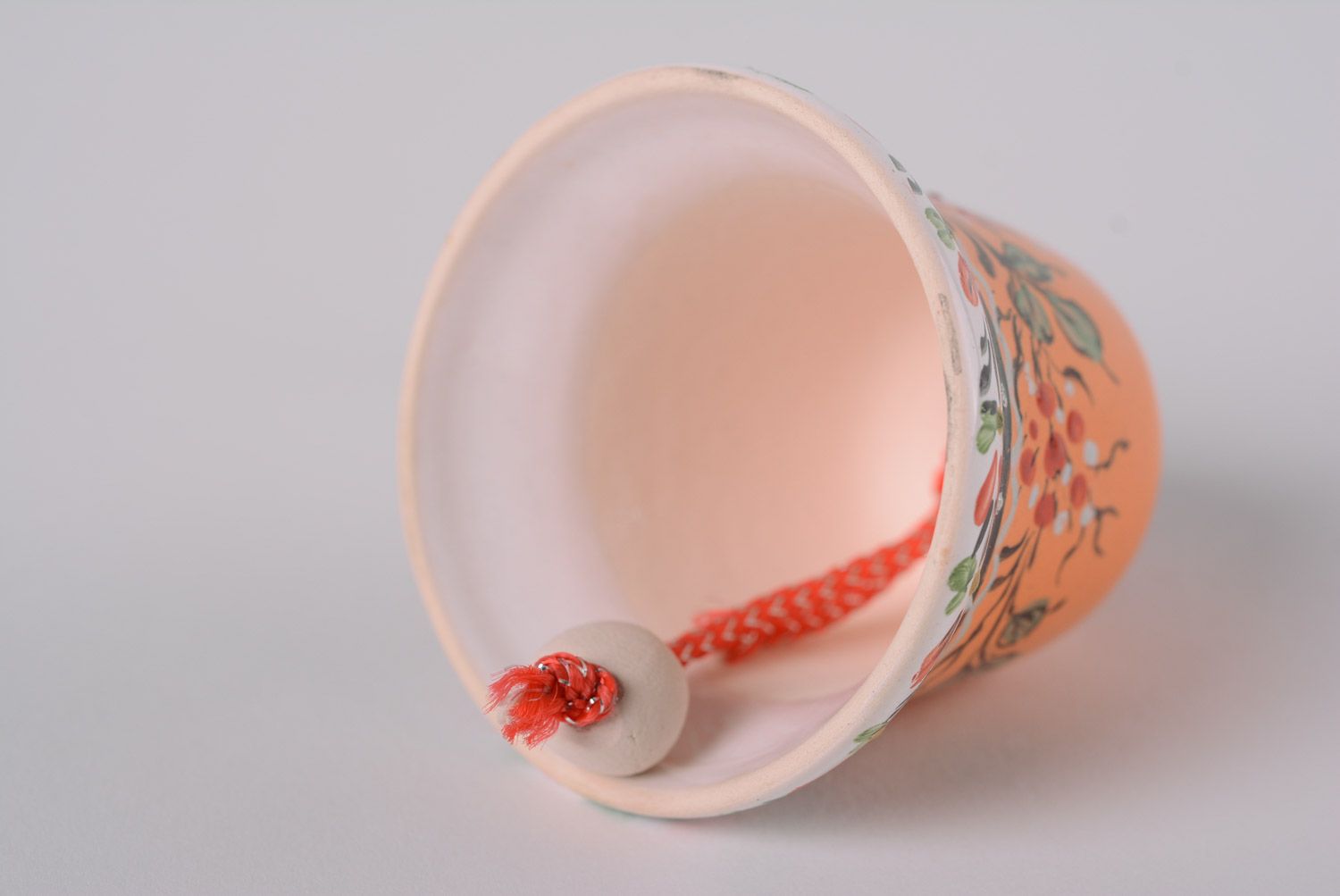 Яркий глиняный колокольчик с росписью ручной работы керамика майолика красивый фото 4