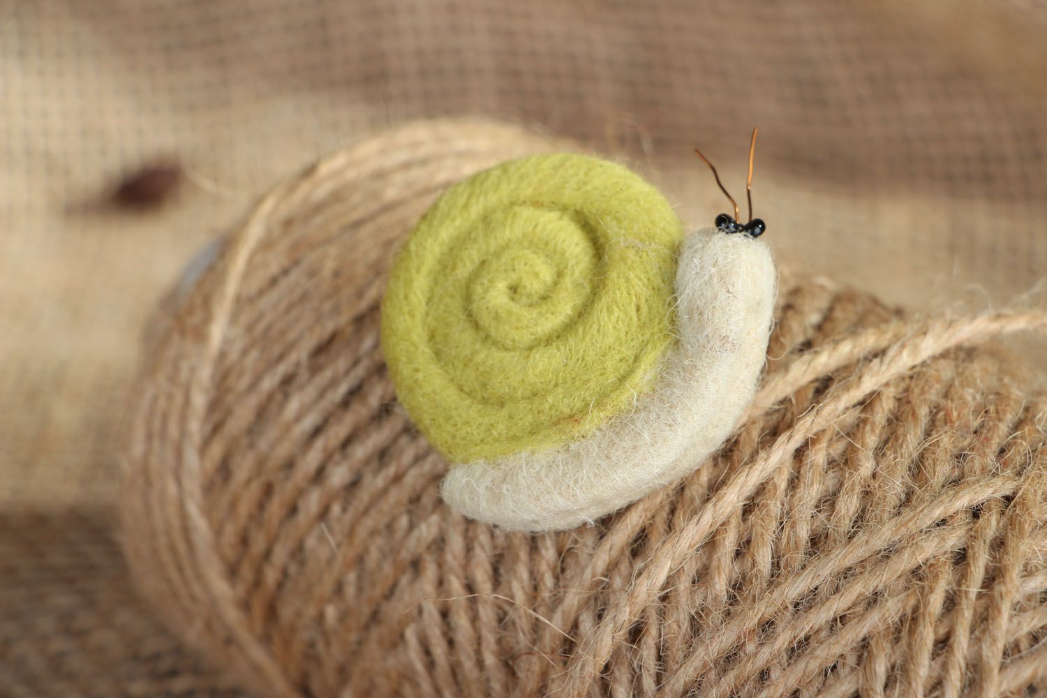 Felted wool brooch Snail photo 5