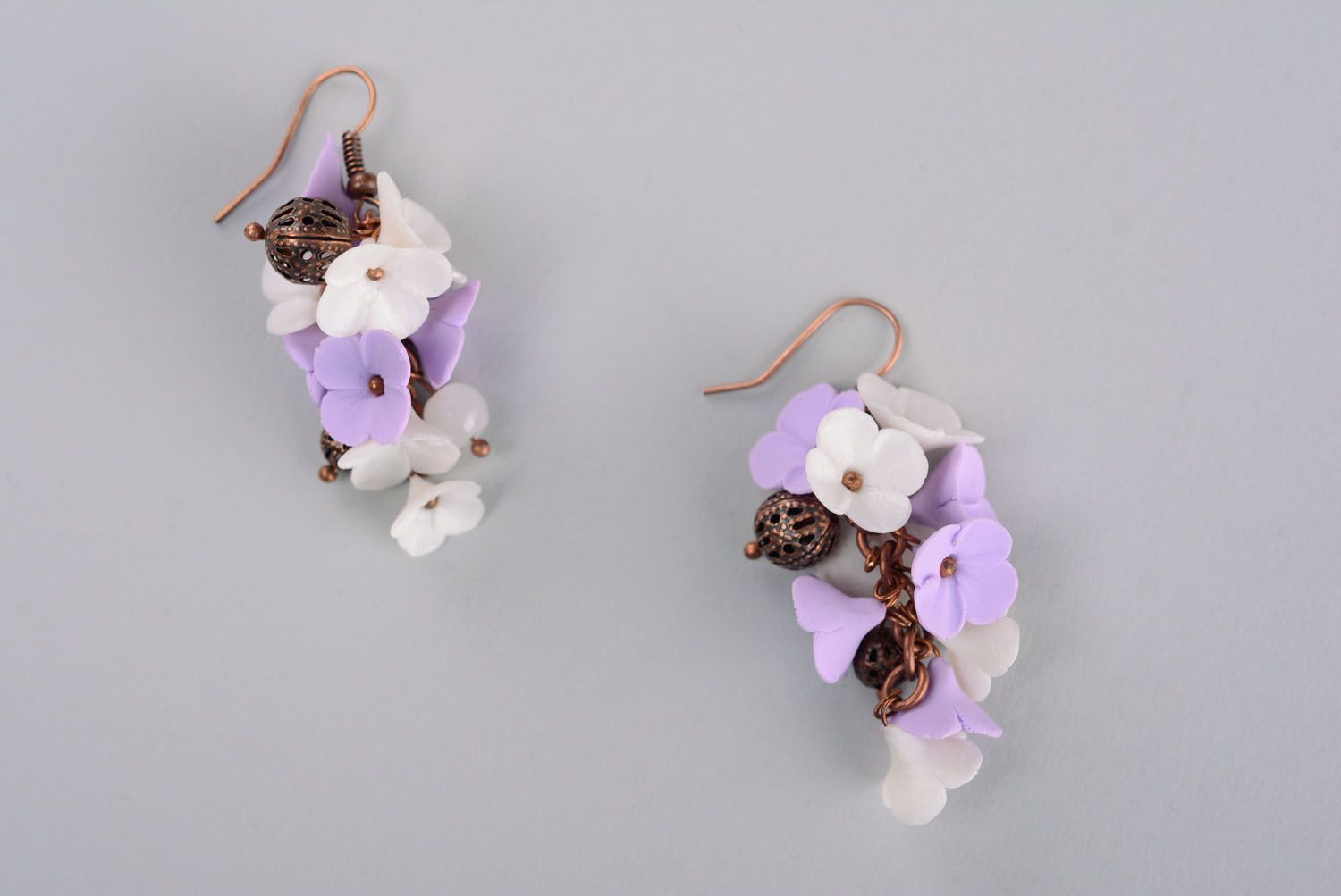 Blumen Ohrringe aus Polymer Ton Flieder foto 1